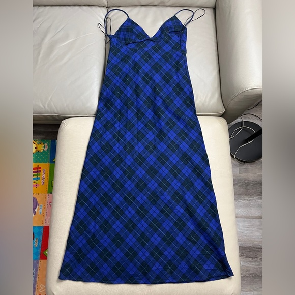 Zara Women’s V Neck Plaid Flannel Maxi Dress - Size S - Picture 7 of 11